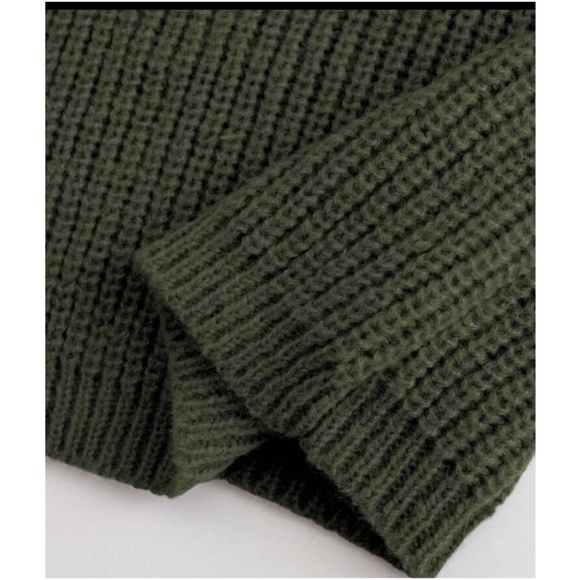 Cozy Solid Button Down High Neck Pockets Oversized Cardigan - Picture 4 of 5